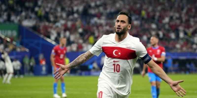hakan-calhanoglu-va-su-nghiep-thang-hoa-1